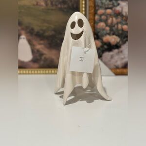Halloween Floating Ghost Figurine